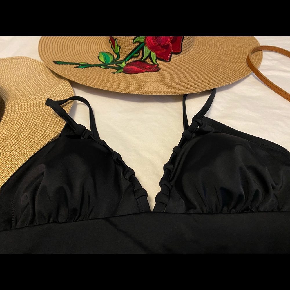 Time and Tru Pretty Black One Piece Swimsuit Small - Picture 5 of 9
